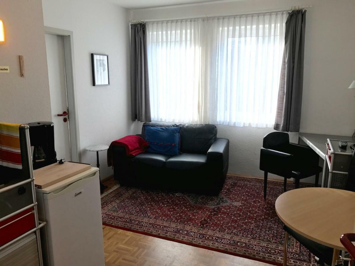Apartmenthaus Zentrum Komfort Apartments Mit Minikuchen Verschiedener Grossen Kassel Exterior photo